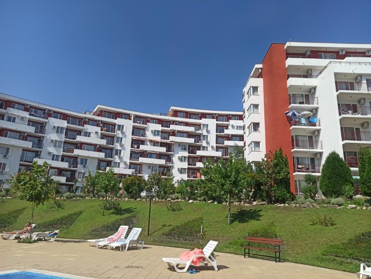 Частни Апартаменти За Гости - Панорама Бийч-Форд Нокс Sveti Vlas Dış mekan fotoğraf